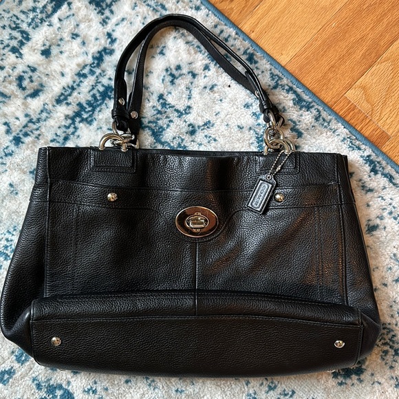 Coach Handbags - Vintage Black Leather Coach Tote